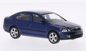 Skoda Octavia, metallic-blue