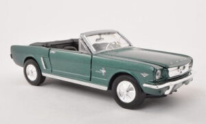 Ford Mustang Convertible, metallic-green