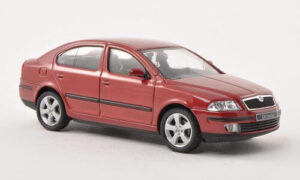 Skoda Octavia, metallic-red