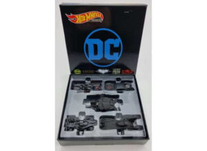 Batman gift box of 5pcs in nice Batman packaging.