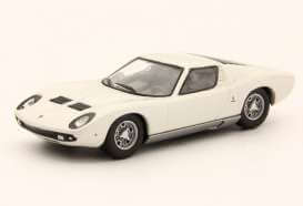 Lamborghini Miura p400, white/silver