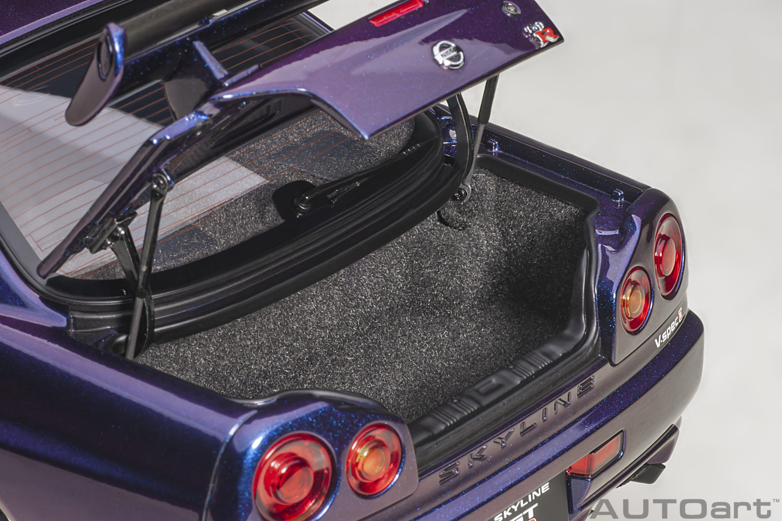 Nissan Skyline GT-R (R34) V-Spec II with BBS LM wheels (Midnight Purple III) - Figura 13