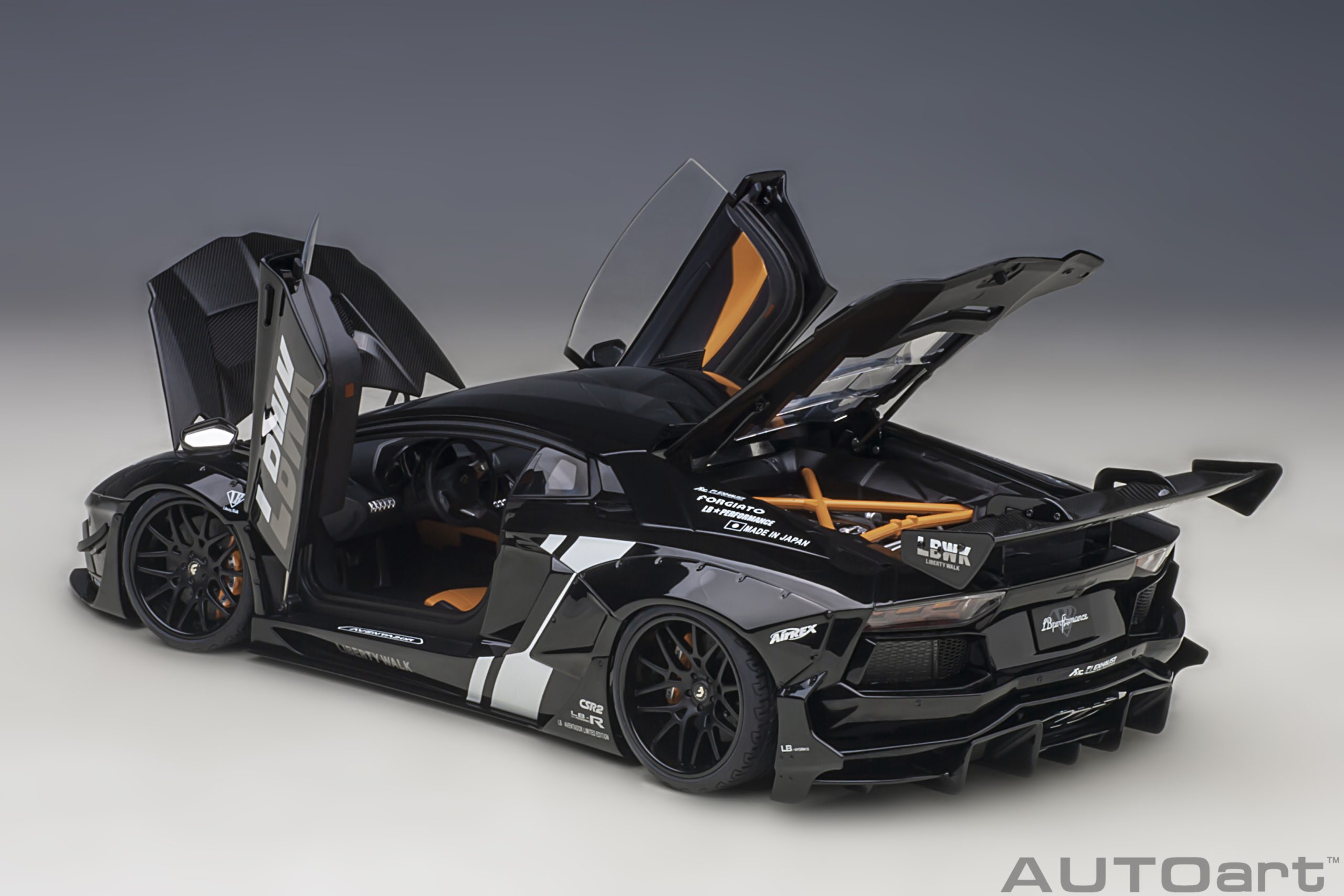 Liberty Walk LB-Works Lamborghini Aventador Limited Edition (LBWK Livery) - Figura 15