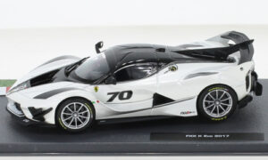 Ferrari FXX K EVO, metallic-weiss, ohne Vitrine, 2017