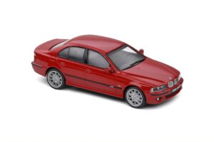 BMW E39 M5 RED