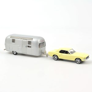 Ford Mustang 1968 Meadowlark Yellow and Airstream Caravan