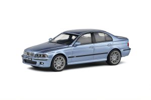 BMW E39 M5 BLUE 2004