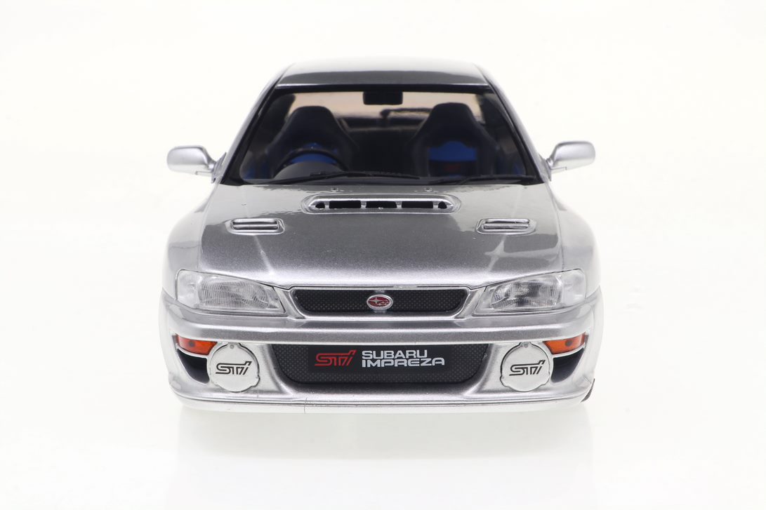 SUBARU IMPREZA 22B SILVER 1998 - Image 13