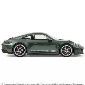 Porsche 911 S/T 2023 Malachite Green metallic