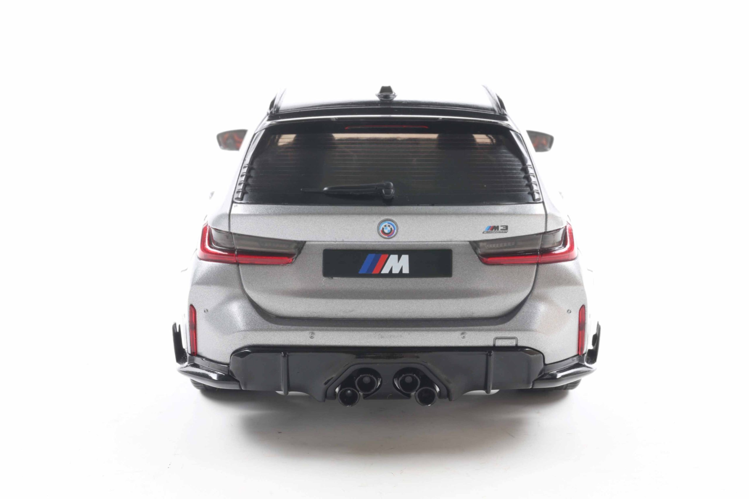 BMW M3 G81 TOURING WITH PERFORMANCE PARTS FROZEN PURE GREY MET. 2024 - Image 4
