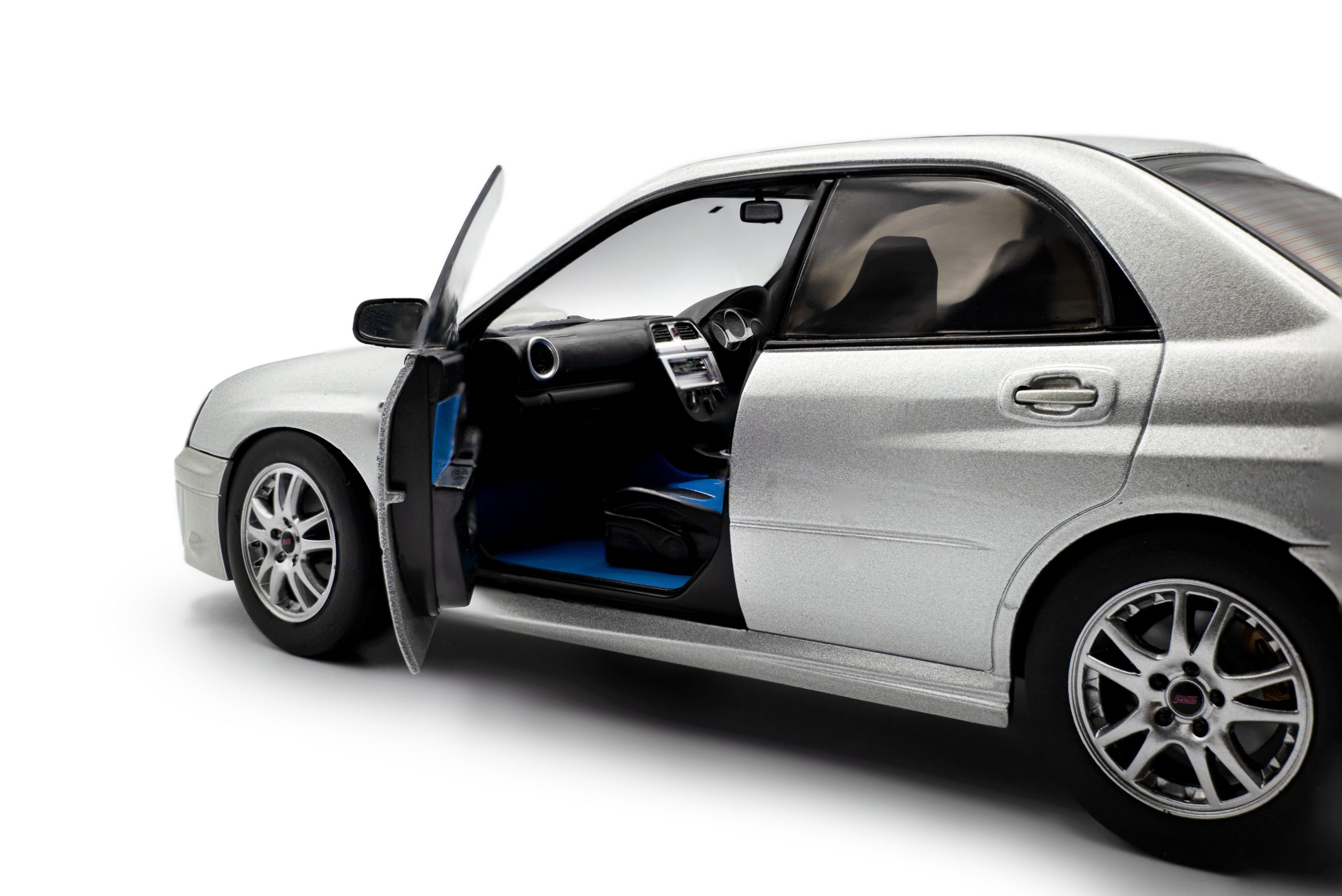 SUBARU IMPREZA WRX STI PREMIUM SILVER EFFECT 2003 - Image 4