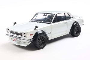 NISSAN SKYLINE (C10) HAKOSUKA SOLIDO WORKS PEARL WHITE 1970